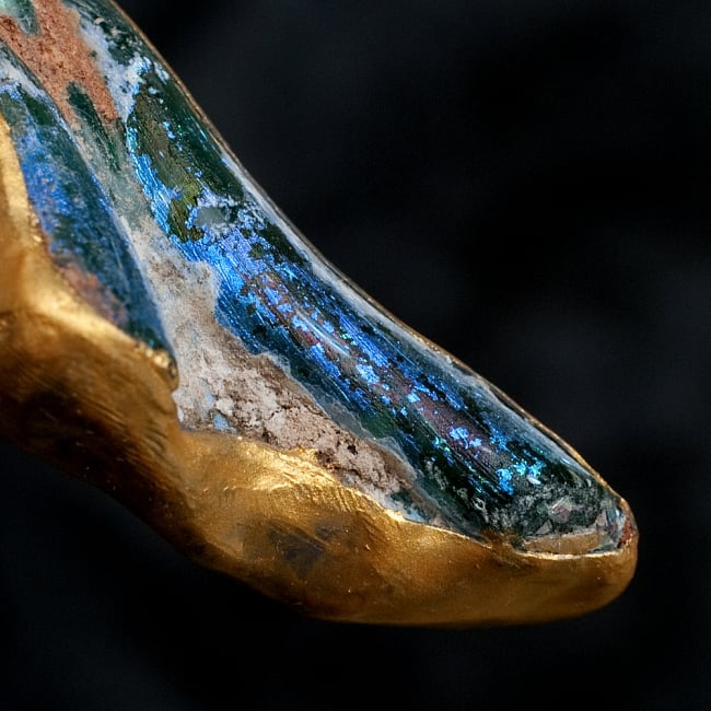 [一点もの]ローマングラスのペンダント 3 - ガラスの部分を拡大してみました