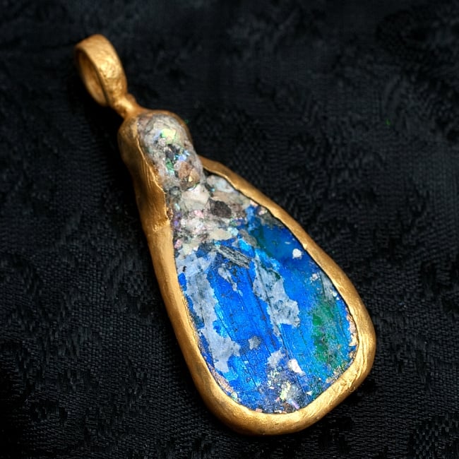 [一点もの]ローマングラスのペンダント 2 - ローマングラスペンダントの裏面です