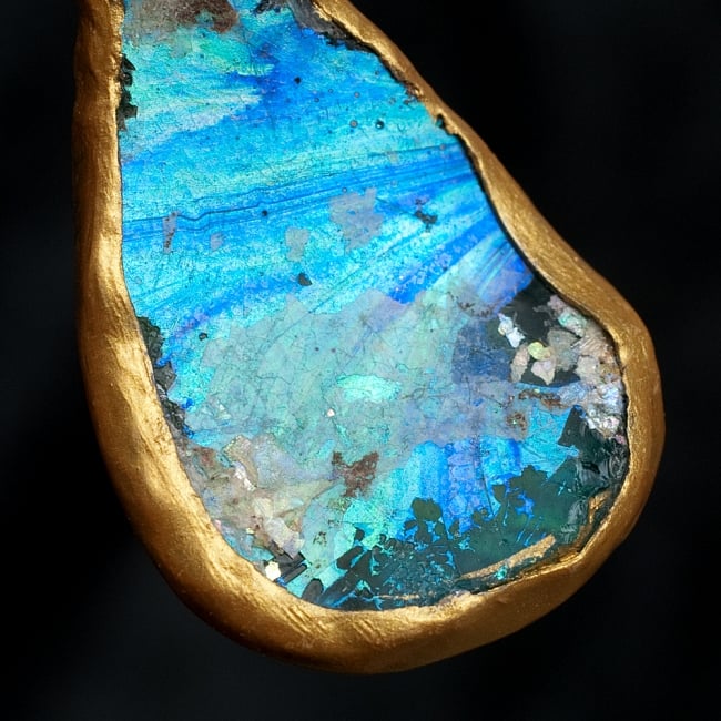 [一点もの]ローマングラスのペンダント 4 - ガラスの部分を拡大してみました