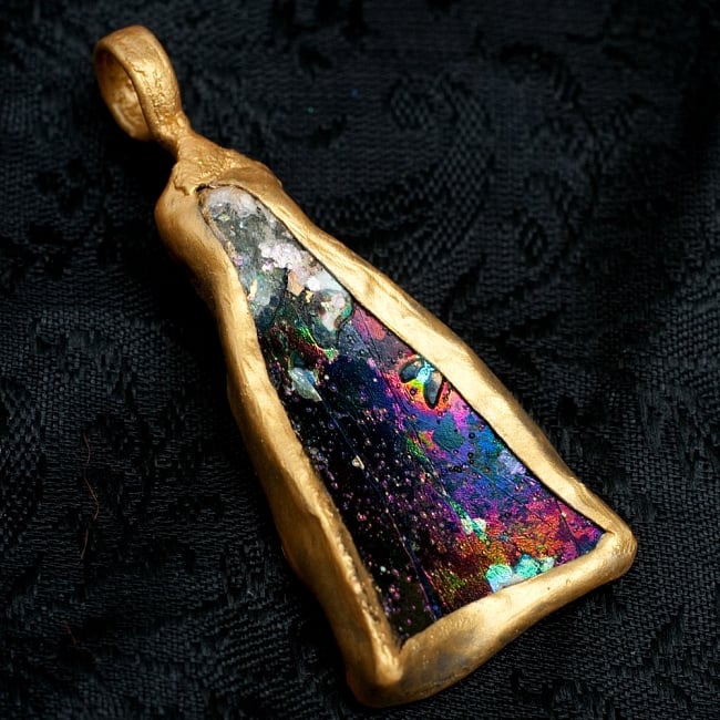 [一点もの]ローマングラスのペンダントの写真ローマンガラス,ローマングラス,ペンダントトップ,ネックレス