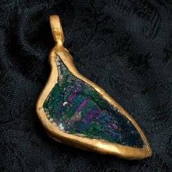 [一点もの]ローマングラスのペンダントの商品写真