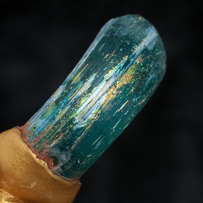 [一点もの]ローマングラスのペンダント 4 - ガラスの部分を拡大してみました