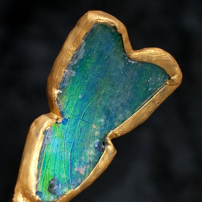 [一点もの]ローマングラスのペンダント 4 - ガラスの部分を拡大してみました