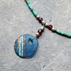 〔一点もの〕ターコイズとローマングラスのペンダント付きネックレス ローマ時代からの贈り物の商品写真