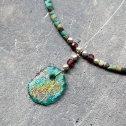 〔一点もの〕ターコイズとローマングラスのペンダント付きネックレス ローマ時代からの贈り物の商品写真