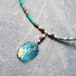 〔一点もの〕ターコイズとローマングラスのペンダント付きネックレス ローマ時代からの贈り物の商品写真