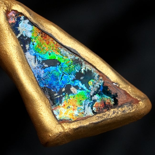 [一点もの]ローマングラスのペンダント 3 - ガラスの部分を拡大してみました