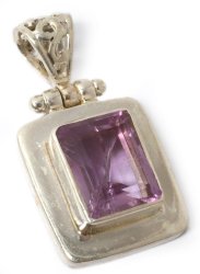 アメジストのペンダントトップの商品写真