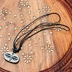 オンマニペメフムとブッダアイのストーンペンダント - サブ3