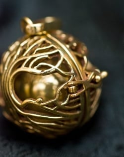 菩提樹柄のゴールドガムランボール　-直径約3cm - サブ2