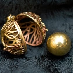 菩提樹柄のゴールドガムランボール　-直径約3cm - サブ3