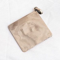 【全2種】チベットの聖なるモチーフ 天然石のメタルペンダント - サブ5