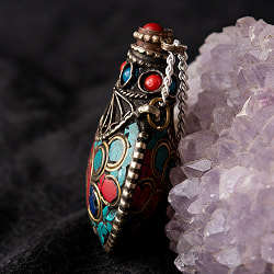 チベタンメタル 香水瓶　【ピルケース型】 天然石 オーム - サブ4