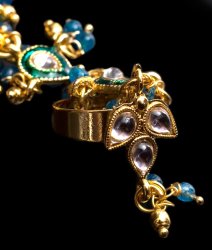 【ちょっと訳あり】ゴールドパンジャ［一本指］　-　水色の商品写真