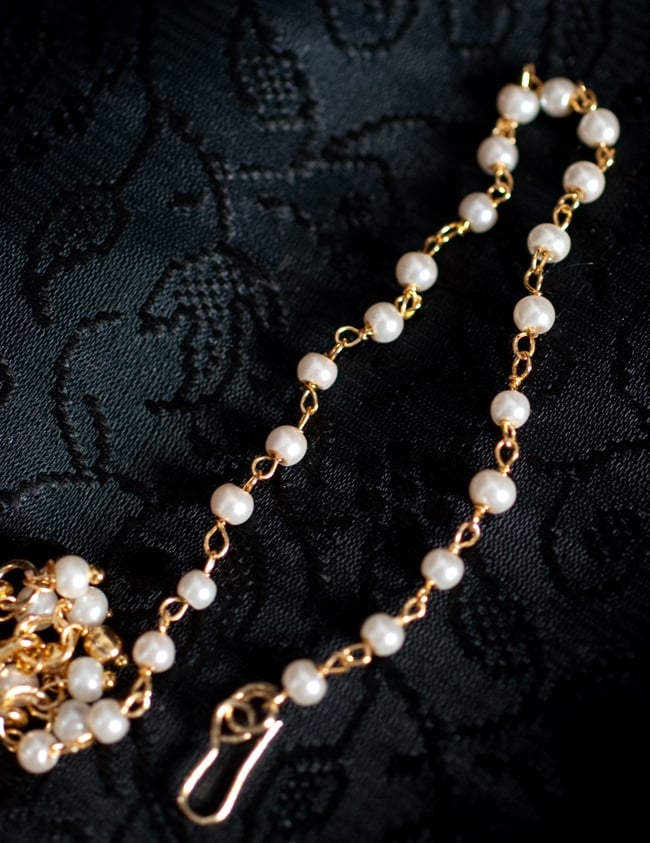 〔ナティー〕ノーズリング インドのノンホール鼻ピアス 3 - チェーン部分の写真です