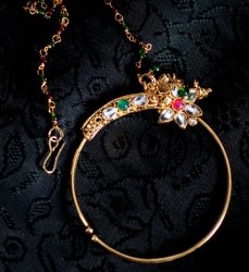 〔ナティー〕ノーズリング インドのノンホール鼻ピアスの商品写真