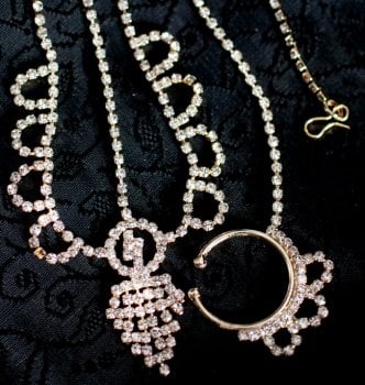 シンプルラインストーンのノーズリング&ティッカセット(ID-NECKSET-449)