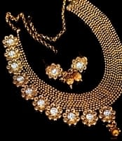 ゴールド・ドクラデザイン　ネックレス＆ピアスセット　インド伝統アクセサリー