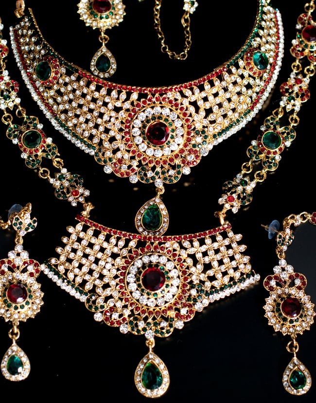 パーティー&婚礼用ジュエリー 豪華8点セット 3 - ネックレスも2点、とても豪華です。