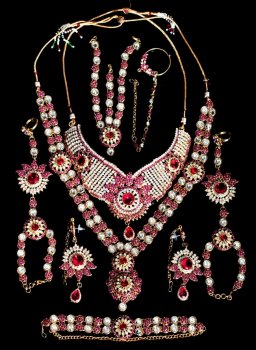 [インド品質]パーティー&婚礼用ジュエリー　豪華9点セット(ID-NECKSET-512:B)