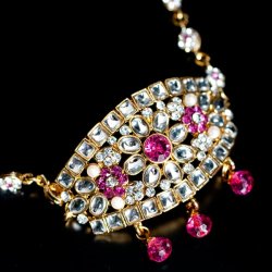 カラフルビジューのクンダンチョーカー インドの首飾りの商品写真