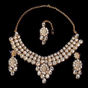 インドアクセサリー3点セット〔ネックレス、ピアス、ティッカ〕　パーティーや結婚式などへ(ID-NECKSET-529)