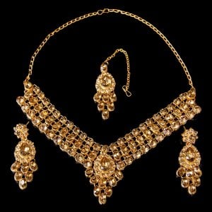 インドアクセサリー3点セット〔ネックレス、ピアス、ティッカ〕　パーティーや結婚式などへ(ID-NECKSET-531)