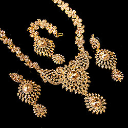 インドアクセサリー3点セット〔ネックレス、ピアス、ティッカ〕　パーティーや結婚式などへ - サブ2