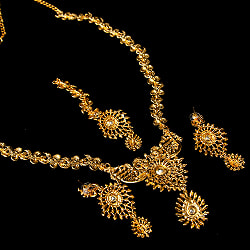 インドアクセサリー3点セット〔ネックレス、ピアス、ティッカ〕　パーティーや結婚式などへ - サブ5