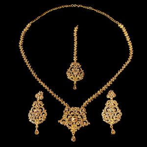 インドアクセサリー3点セット〔ネックレス、ピアス、ティッカ〕　パーティーや結婚式などへ(ID-NECKSET-537)