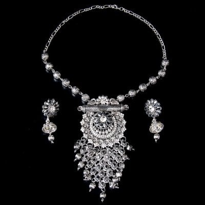 ラバリ族デザイン トライバル・シルバーメタル ネックレス&ピアスセット(ID-NECKSET-549)