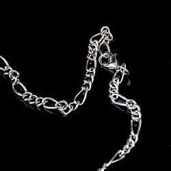 ラバリ族デザイン　トライバル・シルバーメタル　アクセサリー3点セット〔ネックレス、ピアス、ティッカ〕 - サブ3