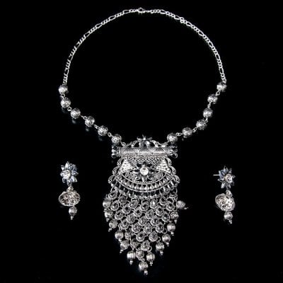 ラバリ族デザイン トライバル・シルバーメタル ネックレス&ピアスセット(ID-NECKSET-551)