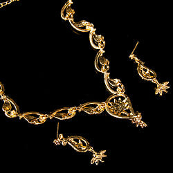 シンプルラインストーンのネックレス＆ピアスセット　パーティーや結婚式などへ　アクセサリーセット - サブ5