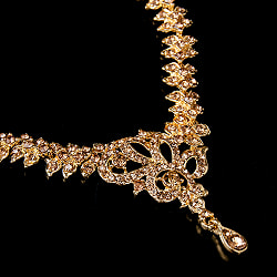 シンプルラインストーンのネックレス＆ピアスセット　パーティーや結婚式などへ　アクセサリーセット - サブ4