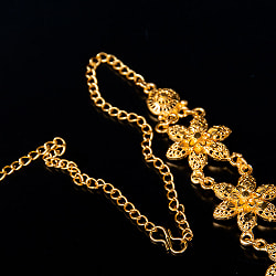 ゴージャス・ゴールド　ネックレス＆ピアスセット　インド伝統アクセサリー - サブ3