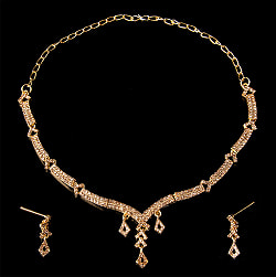 シンプルラインストーンのネックレス＆ピアスセット　パーティーや結婚式などへ　アクセサリーセット - サブ2