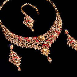 〔各色あり〕インドアクセサリー3点セット〔ネックレス、ピアス、ティッカ〕　パーティーや結婚式などへ - サブ2