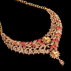 〔各色あり〕インドアクセサリー3点セット〔ネックレス、ピアス、ティッカ〕　パーティーや結婚式などへ - サブ4