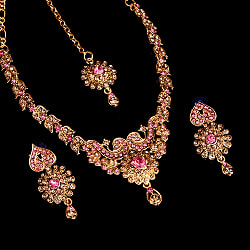 〔各色あり〕インドアクセサリー3点セット〔ネックレス、ピアス、ティッカ〕　パーティーや結婚式などへ - サブ2