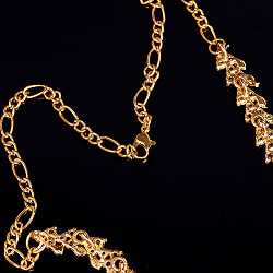 〔各色あり〕インドアクセサリー3点セット〔ネックレス、ピアス、ティッカ〕　パーティーや結婚式などへ - サブ3