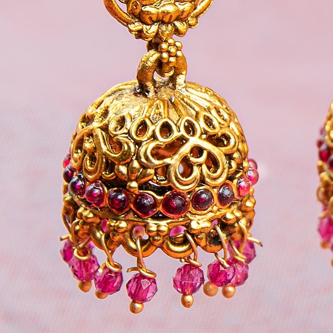 テンプルジュエリー ラクシュミーのショートネックレス ジュムキ アクセサリー2点セット〔ネックレス、ピアス〕 レッド 8 - ドーム型の部分です。揺れるピアスが可愛いですね