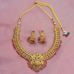 テンプルジュエリー ラクシュミーのショートネックレス ジュムキ アクセサリー2点セット〔ネックレス、ピアス〕 レッドの画像