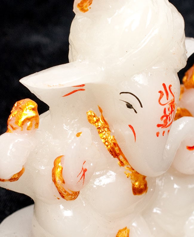 暗闇で光る! 蓄光神様ガネーシャ[約7.8cm] の通販 - TIRAKITA.COM