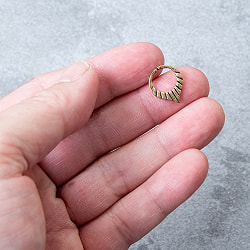 インドの伝統的アクセサリ ノーズリング - サブ3