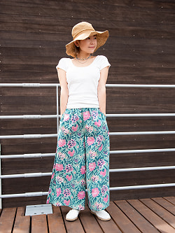 ボタニカル柄の木版染が美しい コットンワイドパンツ - サブ3