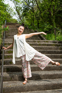 ボタニカル柄の木版染が美しい コットンワイドパンツ - サブ4