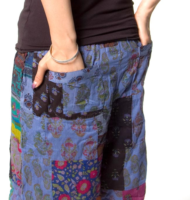 パッチワーク ハーフパンツ【青系】 3 - 後ろにはポケットが付いていて便利です!