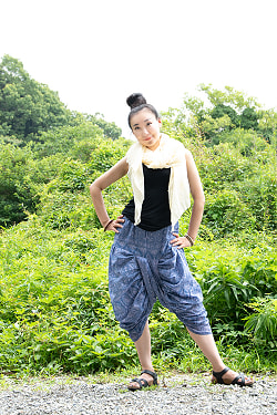 ペイズリー柄のユニークバルーンパンツ - サブ3