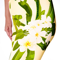 フルグラフィック美脚ヨガレギンス ナチュラル＆フラワー系 - プルメリア - サブ5